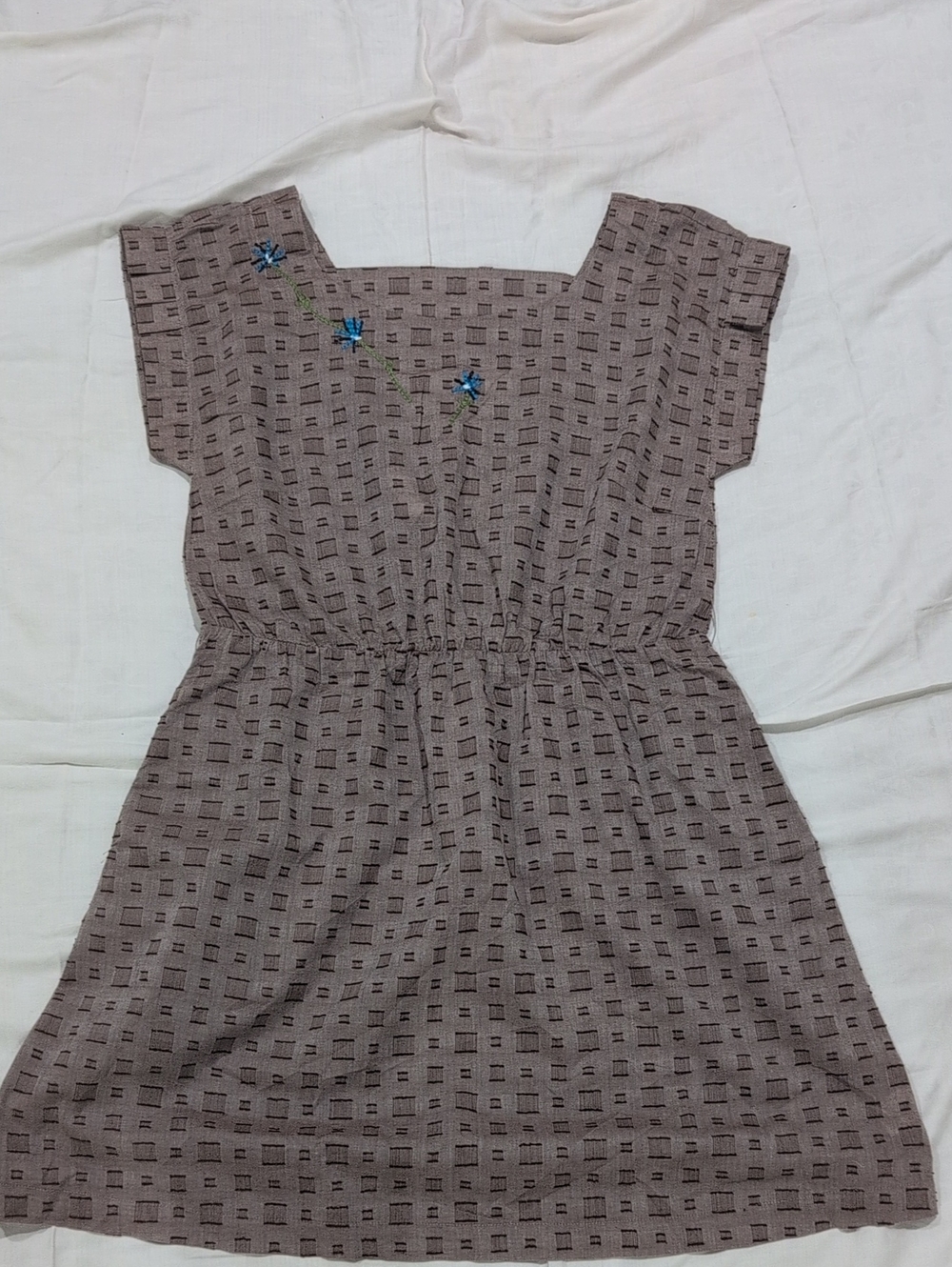 Women's Brown Embroidered Cotton anthropologie Knitted Dove M Dress